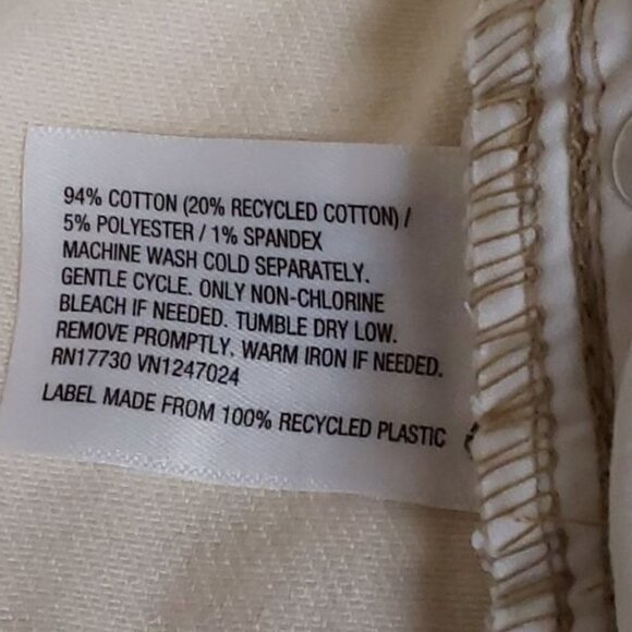 WOMEN'S FLARE LEG DENIM PANT | FUTURE COLLECTIVE | 24 - Picture 11 of 11